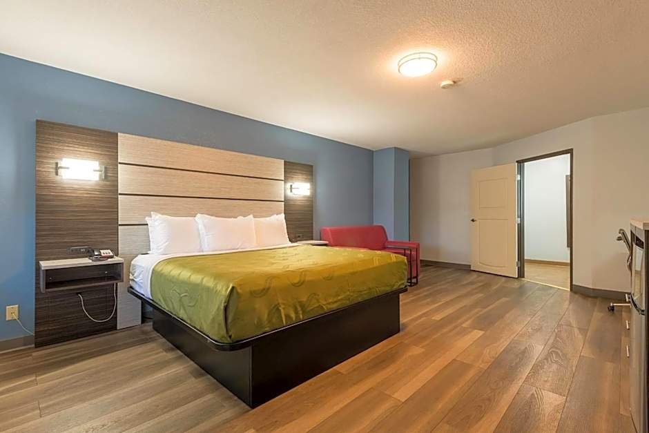 Quality Inn & Suites Manitou Springs At Pikes Peak