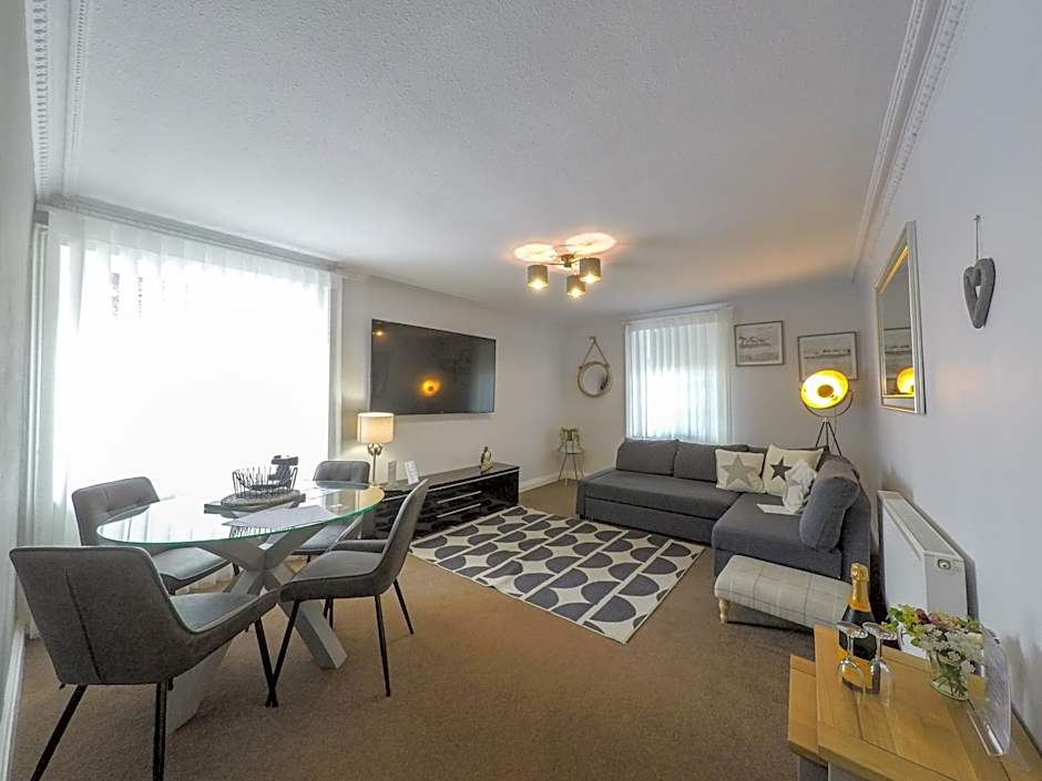 The Upper Largo Hotel & Restaurant