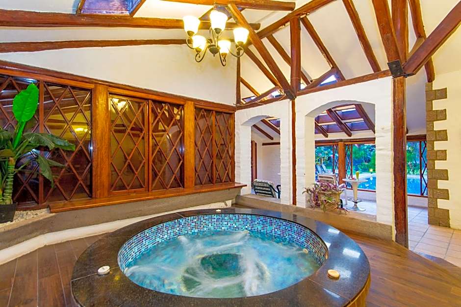 Hotel Rincon de Puembo, BW Signature Collection