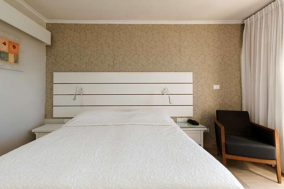 Residence Beach Hotel