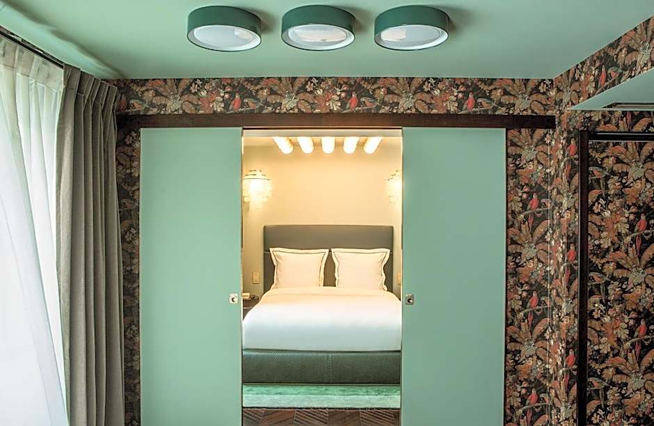 Hotel du Rond-Point des Champs-Elysees - Esprit de France