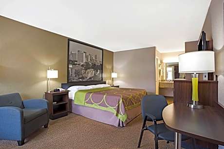 King Room - Disability Access - Non-Smoking