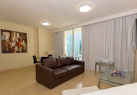 One Bedroom Deluxe Suite City View