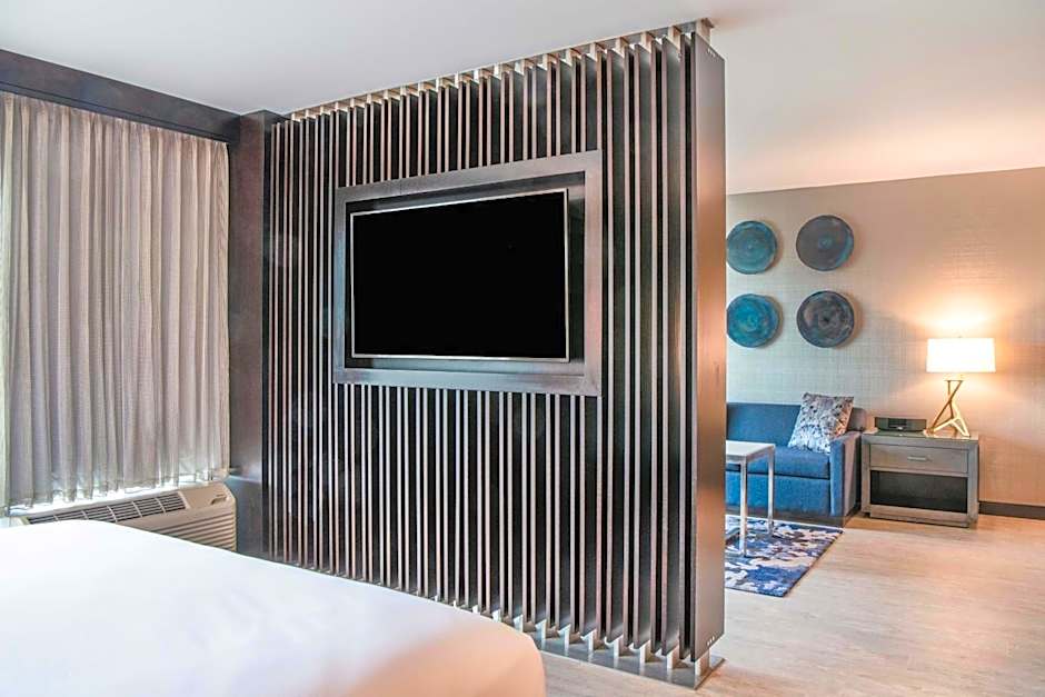 Photo 1 of 9 of 1 King Bed with Sofabed Suite, Club Level