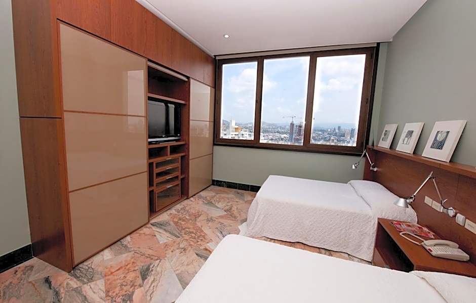 Torres de Alba Hotel & Suites