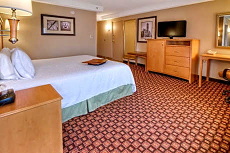 King Room - Mobility Access/Non-Smoking