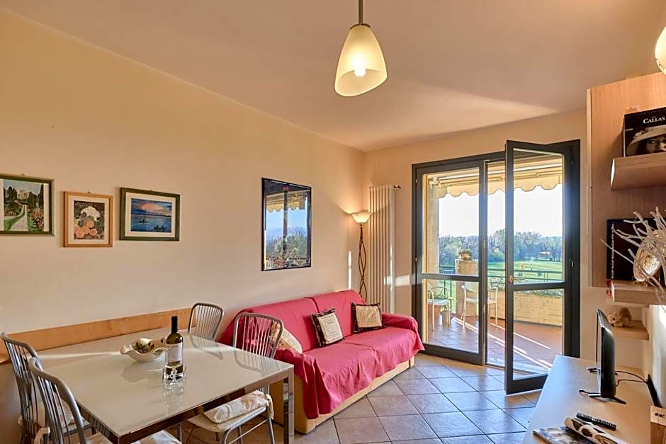 Sidonia apartment for three people in a residence with swimming pool.