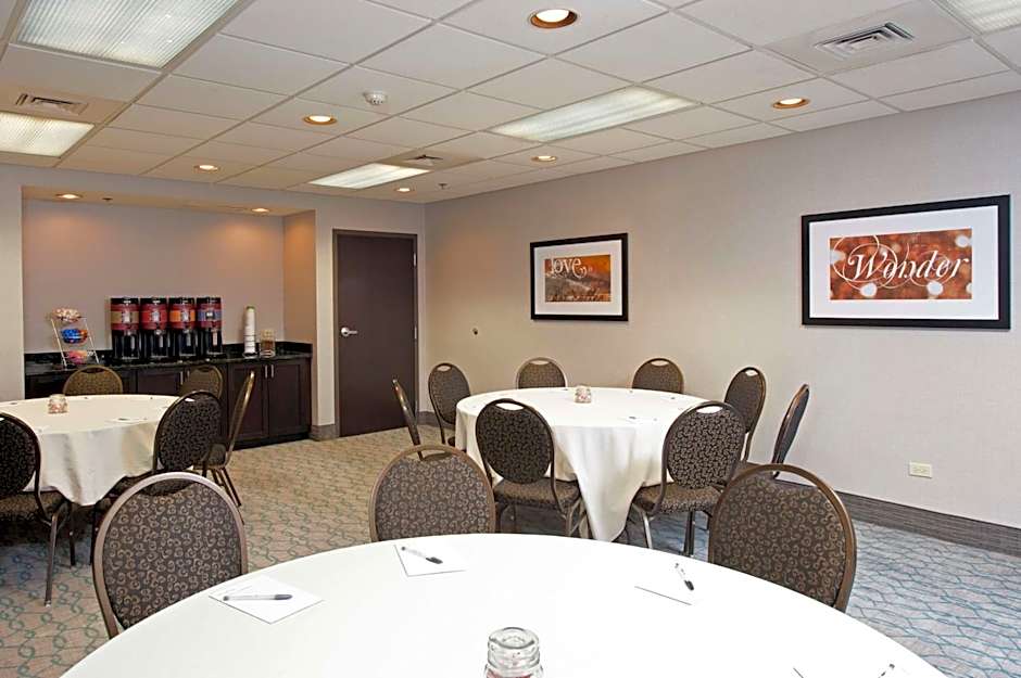 Hampton Inn By Hilton And Suites Chicago/Lincolnshire