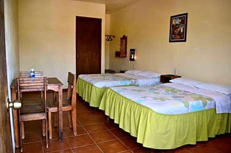 Classic Quadruple Room