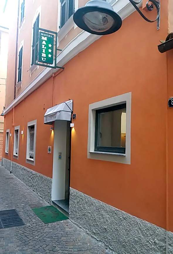 HOTEL MALIBU