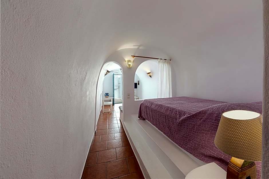Afroessa Hotel by Caldera Houses