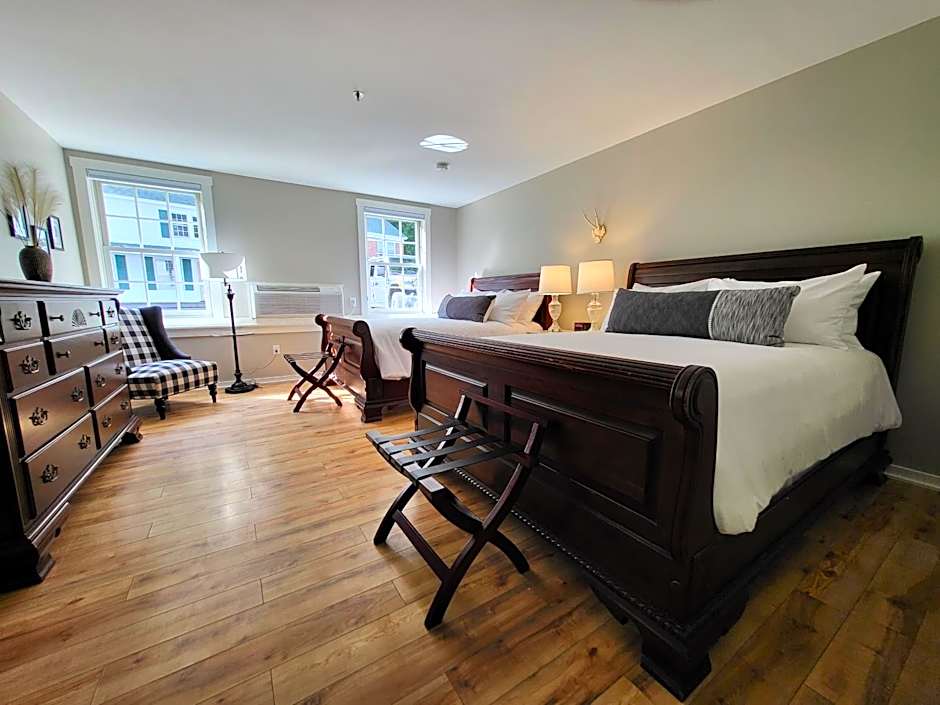 The Stowe Village Inn