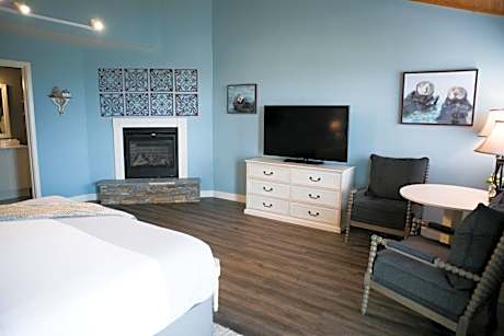 Deluxe King Room with Ocean View