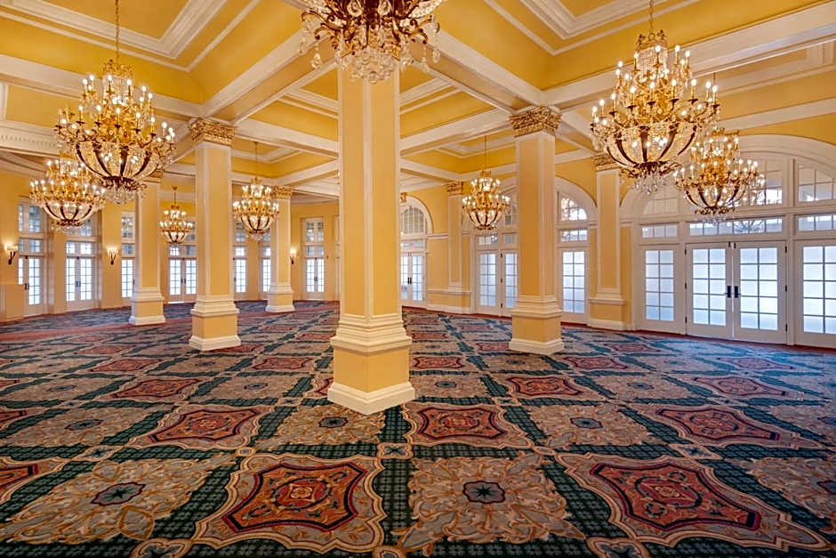 Grand Galvez Resort, Autograph Collection