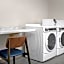Fairfield Inn & Suites by Marriott Roanoke Hollins/I-81