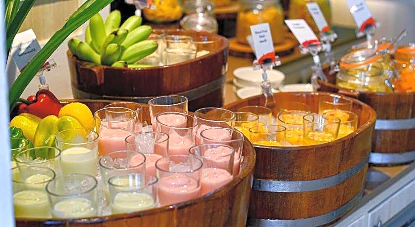 Hilton Garden Inn Bangkok Silom