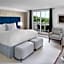 Relais Chateaux Camden Harbour Inn