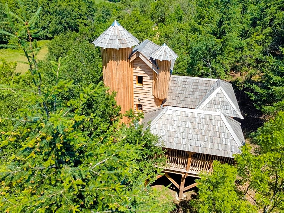 Cabane Château hôtel luxe avec spa privatif Aulteribe - Le Peydébé