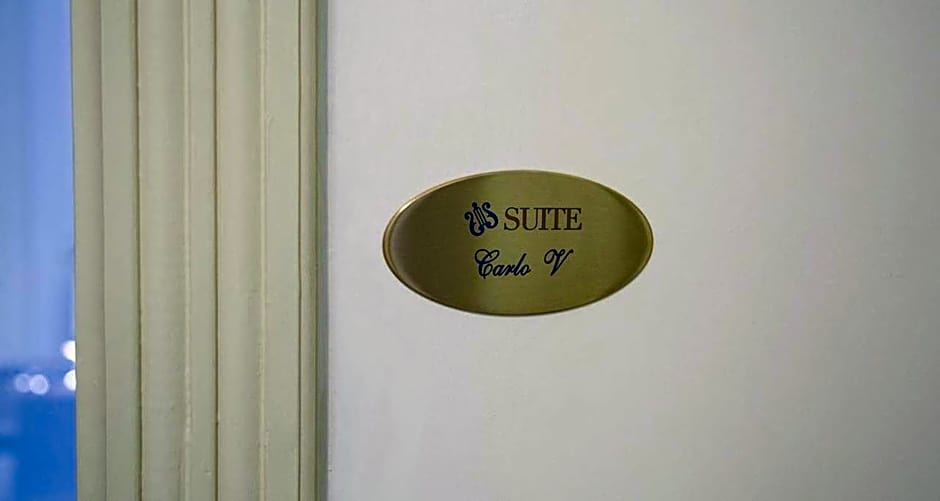 Apollo Suites