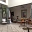 Riad Le J