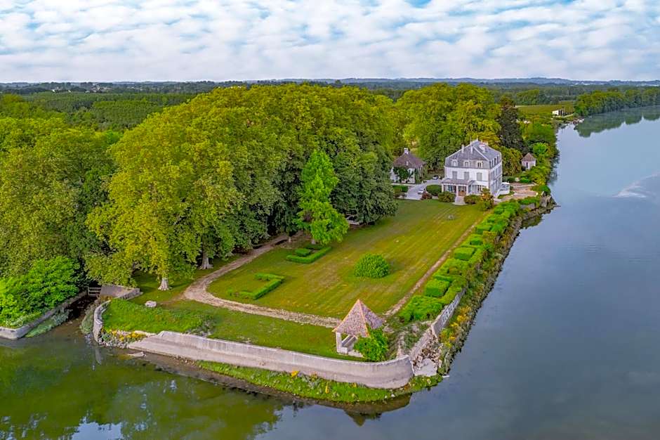 Chateau du Bec du Gave