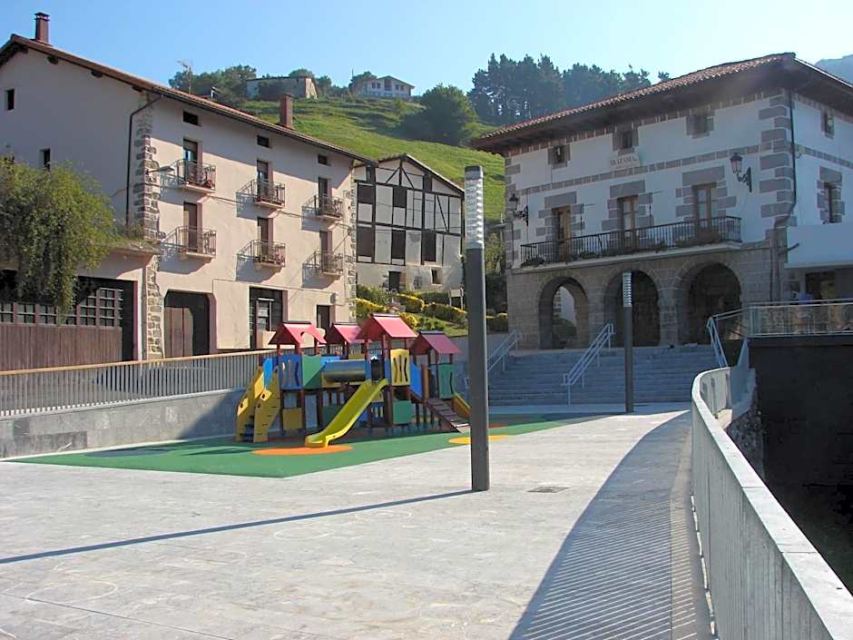 Beizamako Aterpetxea - Albergue Turistico de Beizama