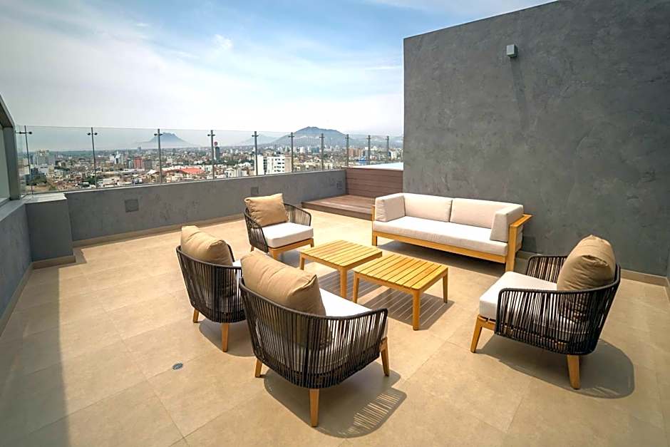 DoubleTree by Hilton Trujillo