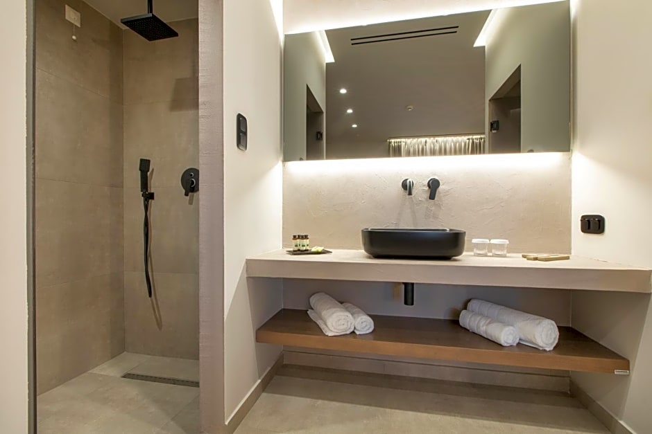 Allonda Seafront Experience