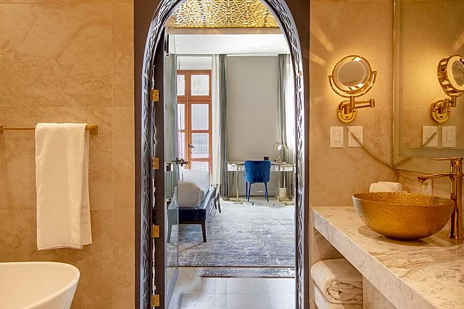 L Hotel Perla Boutique