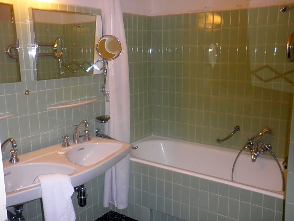 Hôtel du Grand Lac Excelsior