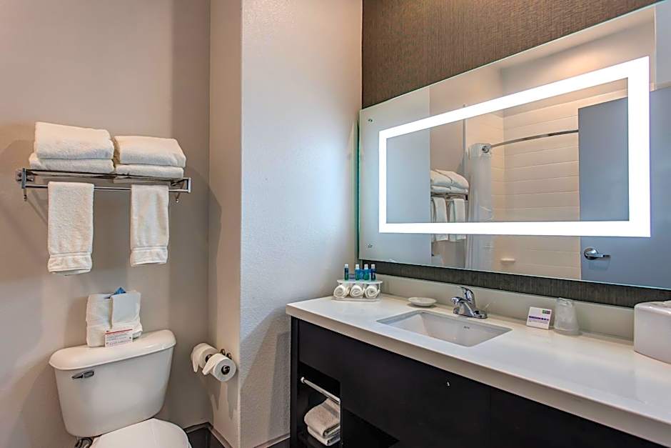 Holiday Inn Express & Suites Gatesville By IHG