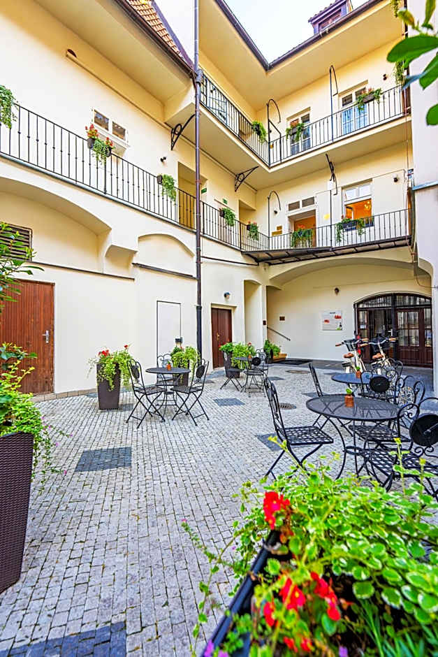 Josephine Old Town Square Hotel