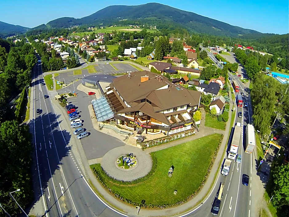 Hotel Eroplán