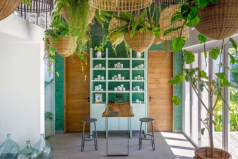 Sunrise Attitude (Adults Only)