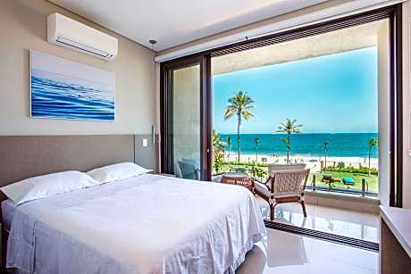 Three-Bedroom Deluxe Apartment