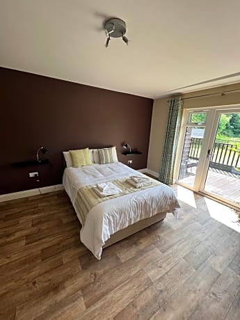Double Room with Terrace (Pet-friendly)