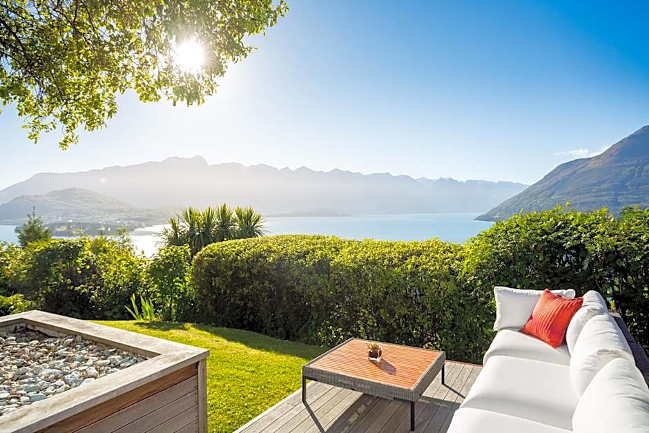 Azur Lodge