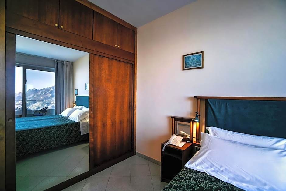 Hotel Graal