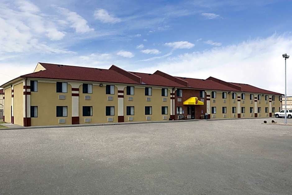 Super 8 by Wyndham Park City/North Wichita Area