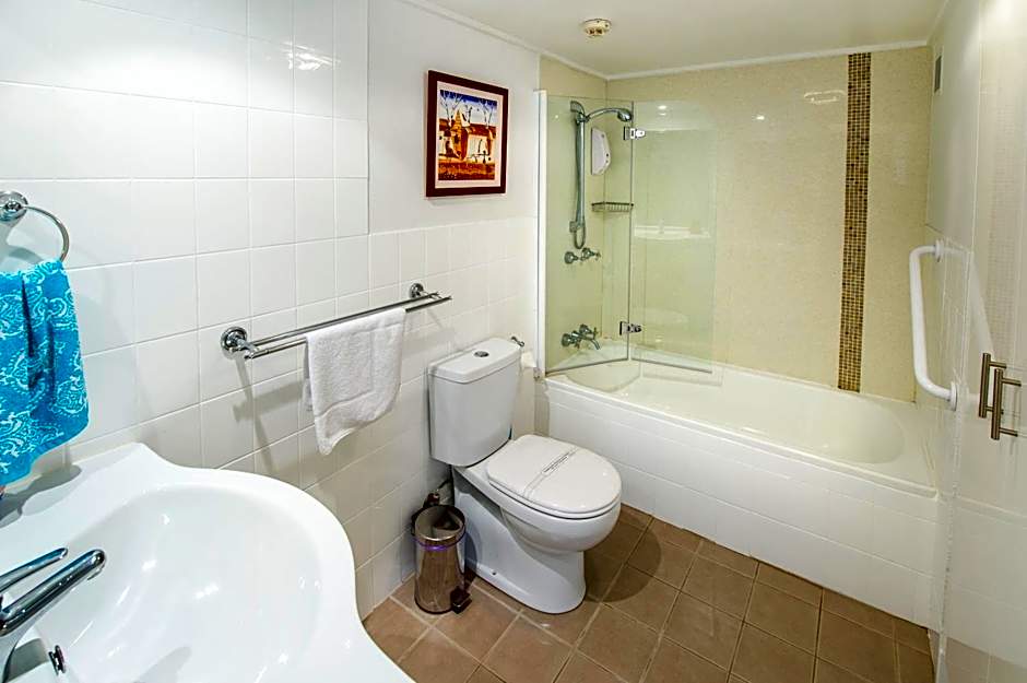 Tradewinds Apartments