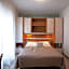 Hotel Crystal