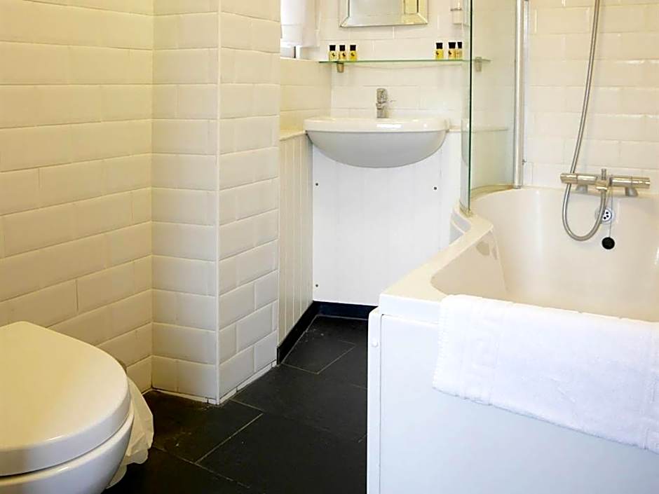 The Angel in Wootton Bassett