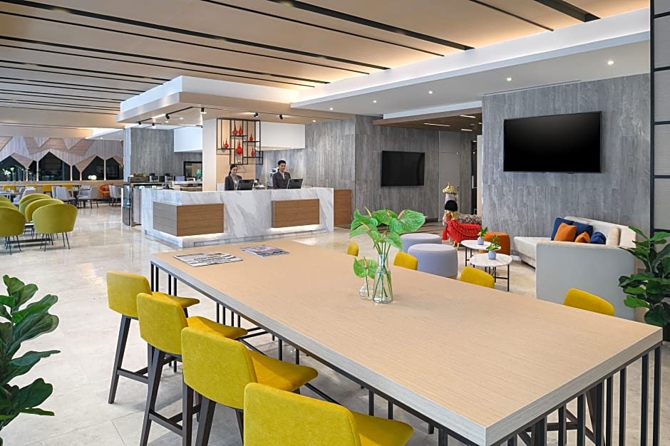 PARKROYAL Suites Bangkok