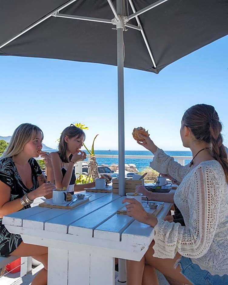 Boulders Beach Hotel and Restaurant