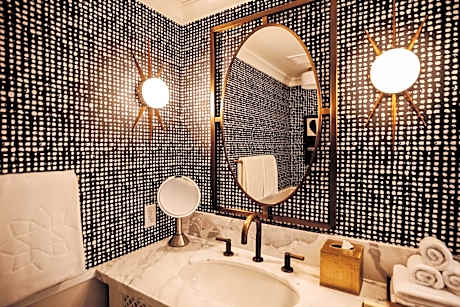 Standard King Room - Accessible