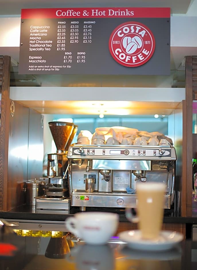 Holiday Inn Express London Heathrow T5 By IHG