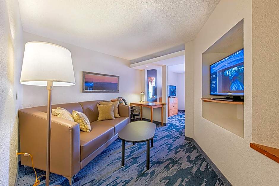 Fairfield Inn & Suites by Marriott Chicago Naperville