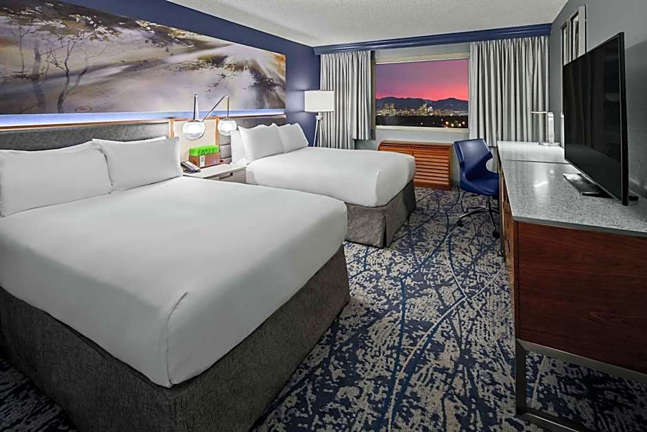 DoubleTree by Hilton Hotel Denver