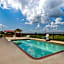 Comfort Inn & Suites Gatesville Near Fort Cavazos