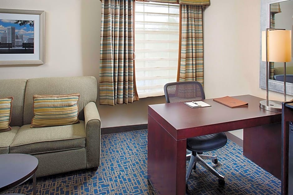 DoubleTree by Hilton Baltimore - BWI Airport